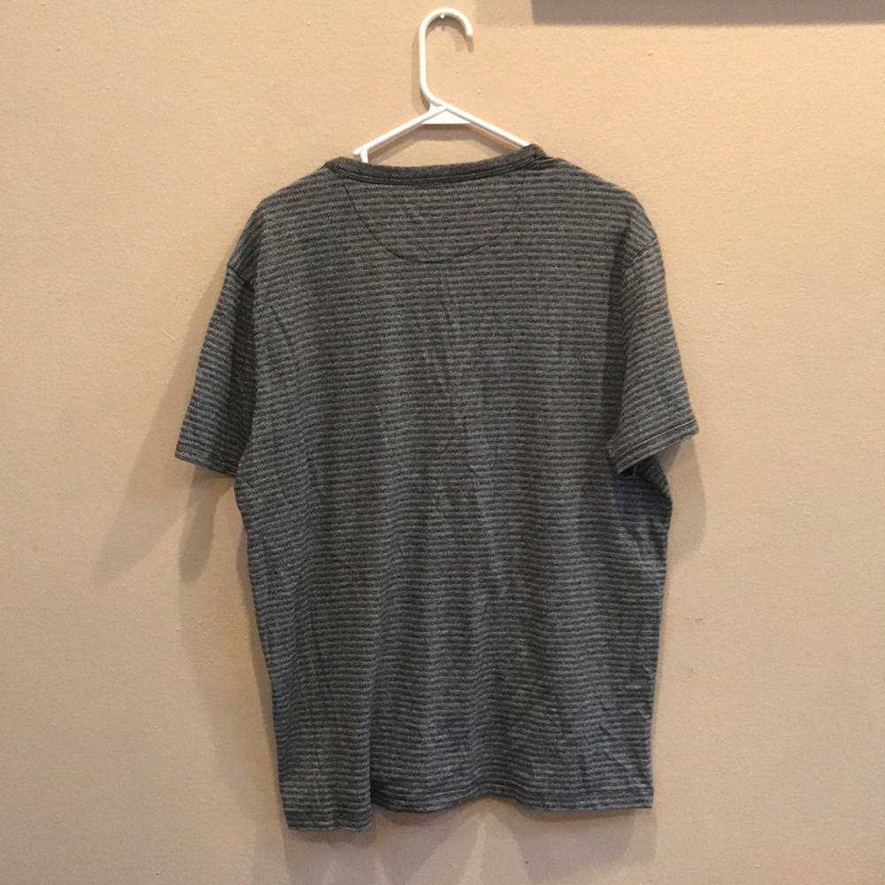 T-shirt - Picture 2 of 3
